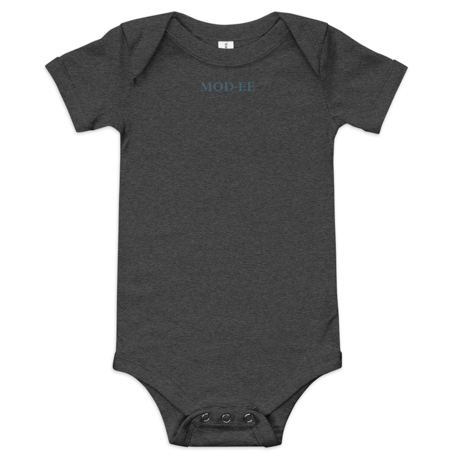 Body gris foncé Mod-ee pour enfants de 3 à 24 mois, confectionné en coton de qualité, avec une encolure confortable et une fermeture par trois boutons-pression, assurant un maintien optimal et un confort inégalé tout au long de la journée.