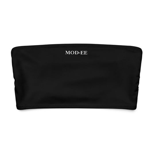 Ce bandeau doux, extensible et entièrement doublé offre un confort optimal et une protection solaire UPF 50+. À porter comme haut de maillot de bain ou top d’été stylé, il s’adapte à toutes vos envies : plage, ville ou soirée.