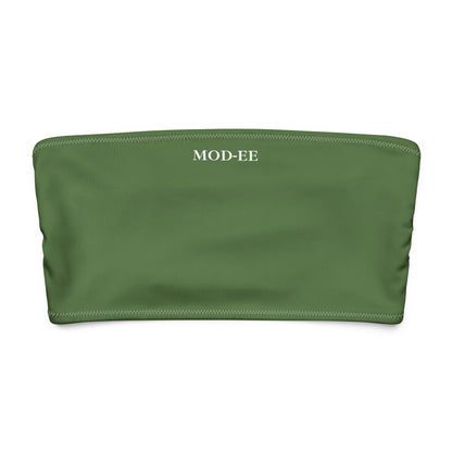 Ce bandeau doux, extensible et entièrement doublé offre un confort optimal et une protection solaire UPF 50+. À porter comme haut de maillot de bain ou top d’été stylé, il s’adapte à toutes vos envies : plage, ville ou soirée.