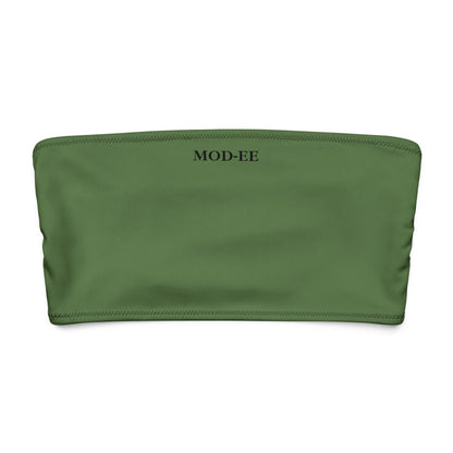Ce bandeau doux, extensible et entièrement doublé offre un confort optimal et une protection solaire UPF 50+. À porter comme haut de maillot de bain ou top d’été stylé, il s’adapte à toutes vos envies : plage, ville ou soirée.