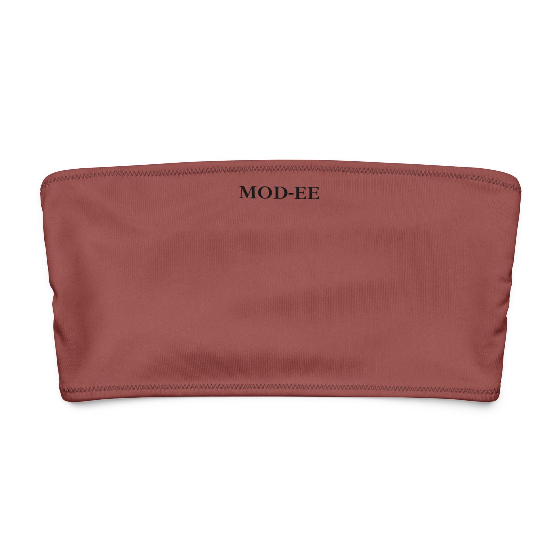 Ce bandeau doux, extensible et entièrement doublé offre un confort optimal et une protection solaire UPF 50+. À porter comme haut de maillot de bain ou top d’été stylé, il s’adapte à toutes vos envies : plage, ville ou soirée.